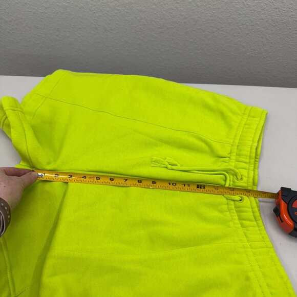 Nike Essential Fleece High Rise Atomic Green Shorts DM6123-321 Womens Medium NEW - Picture 12 of 12